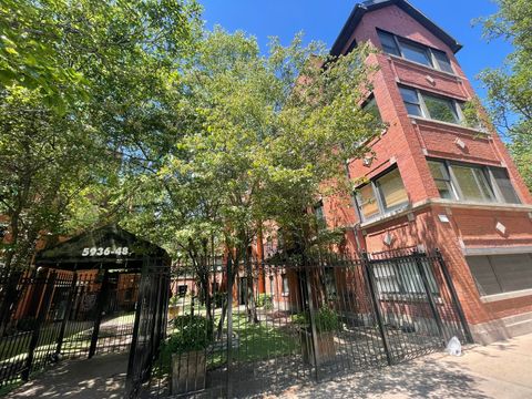 Photo of 5940 S King Drive #2E, Chicago, IL 60637 (MLS # 12487957)