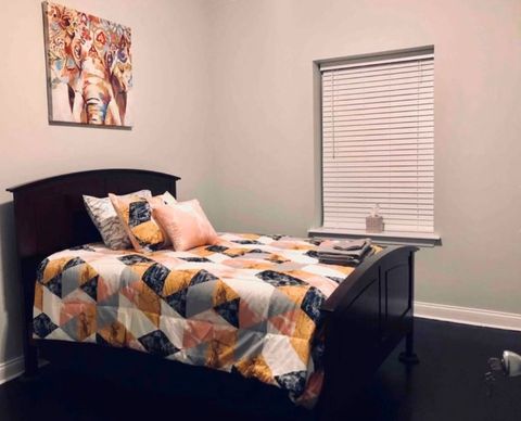 Tiny photo for 5940 S King Drive #2E, Chicago, IL 60637 (MLS # 12487957)