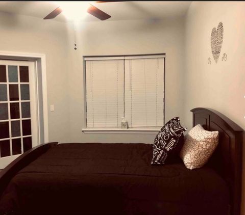 Tiny photo for 5940 S King Drive #2E, Chicago, IL 60637 (MLS # 12487957)