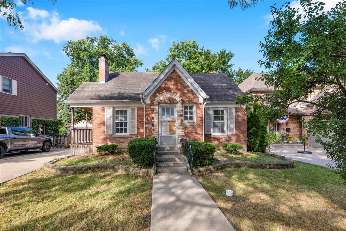 4328 Wolf Road