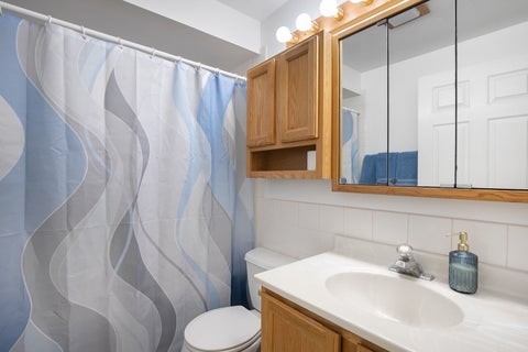 Tiny photo for 6233 Formoor Lane, Gurnee, IL 60031 (MLS # 12760978)