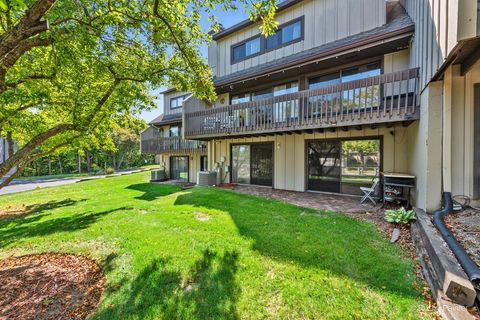 Tiny photo for 1104 FLORIMOND Drive #1104, Elgin, IL 60123 (MLS # 12549704)