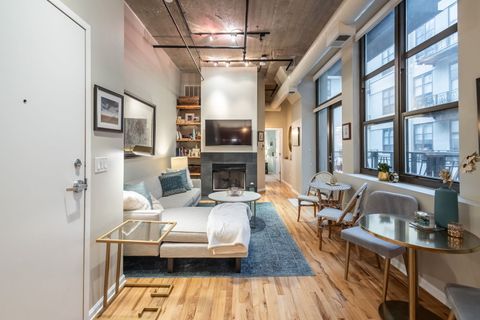 Tiny photo for 758 N LARRABEE Street #629, Chicago, IL 60654 (MLS # 12505549)