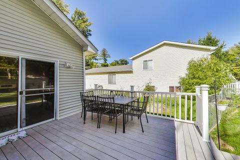 Tiny photo for 35835 N Benjamin Avenue, Ingleside, IL 60041 (MLS # 12473443)