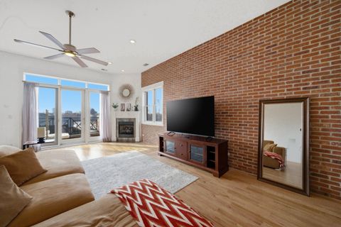 Tiny photo for 3945 S ELLIS Avenue #3N, Chicago, IL 60653 (MLS # 12574056)