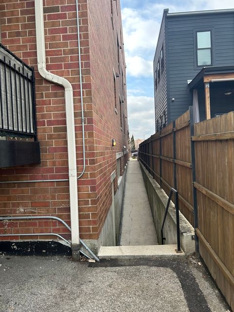 Tiny photo for 3945 S ELLIS Avenue #3N, Chicago, IL 60653 (MLS # 12574056)