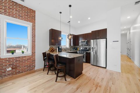 Tiny photo for 3945 S ELLIS Avenue #3N, Chicago, IL 60653 (MLS # 12574056)