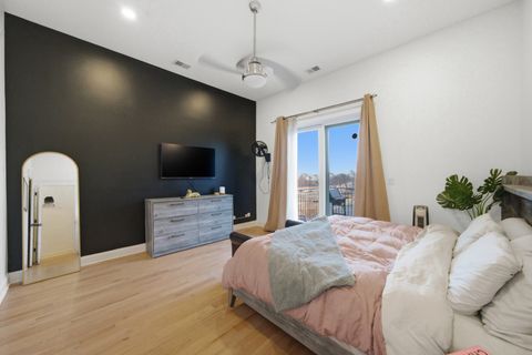 Tiny photo for 3945 S ELLIS Avenue #3N, Chicago, IL 60653 (MLS # 12574056)