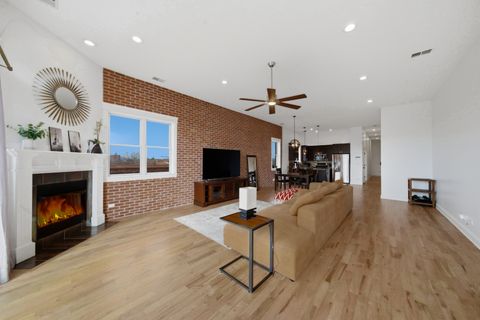 Tiny photo for 3945 S ELLIS Avenue #3N, Chicago, IL 60653 (MLS # 12574056)