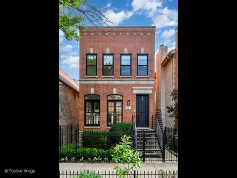 Photo of 2227 W Medill Avenue, Chicago, IL 60647 (MLS # 12762526)