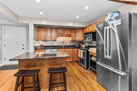 Tiny photo for 600 W Russell Street #309, Barrington, IL 60010 (MLS # 12720893)