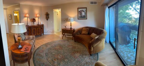 Tiny photo for Morton Grove, IL 60053 (MLS # 12498311)