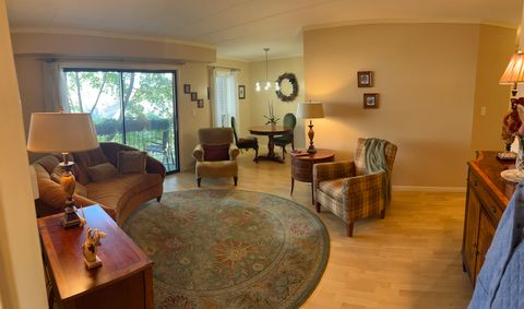 Tiny photo for Morton Grove, IL 60053 (MLS # 12498311)