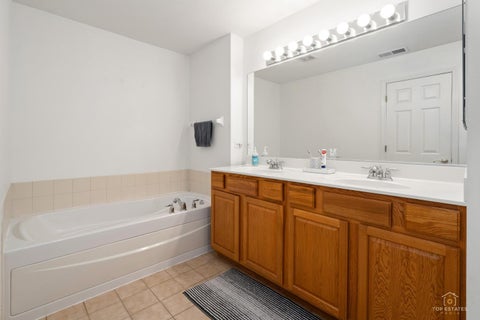 Tiny photo for 965 Winners Cup Ct Court, Naperville, IL 60564 (MLS # 12759331)