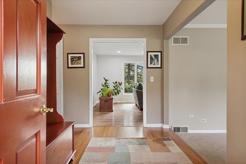 Tiny photo for 14 Golfview Lane, Lake Barrington, IL 60010 (MLS # 12473757)