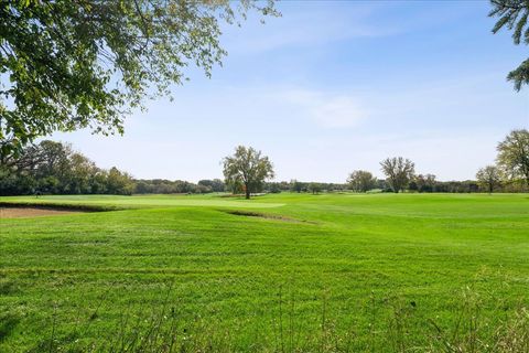 Tiny photo for 14 Golfview Lane, Lake Barrington, IL 60010 (MLS # 12473757)