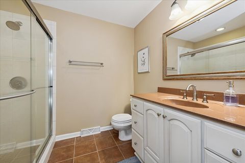 Tiny photo for 14 Golfview Lane, Lake Barrington, IL 60010 (MLS # 12473757)