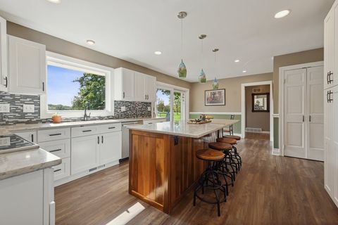 Tiny photo for 14 Golfview Lane, Lake Barrington, IL 60010 (MLS # 12473757)