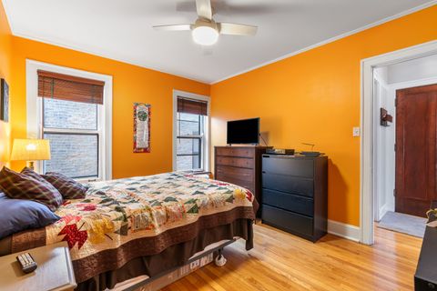 Tiny photo for 721 Hinman Avenue #2W, Evanston, IL 60202 (MLS # 12593018)