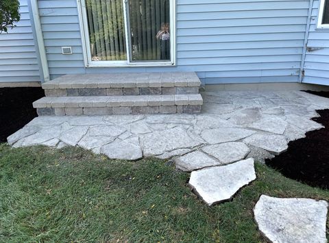 Tiny photo for 33 Forestview Lane, Aurora, IL 60502 (MLS # 12182192)