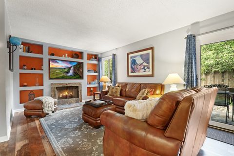 Tiny photo for 15726 Orlan Brook Drive #193, Orland Park, IL 60462 (MLS # 12487635)