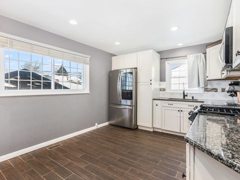 Tiny photo for 724 Echo Avenue, Romeoville, IL 60446 (MLS # 12554365)