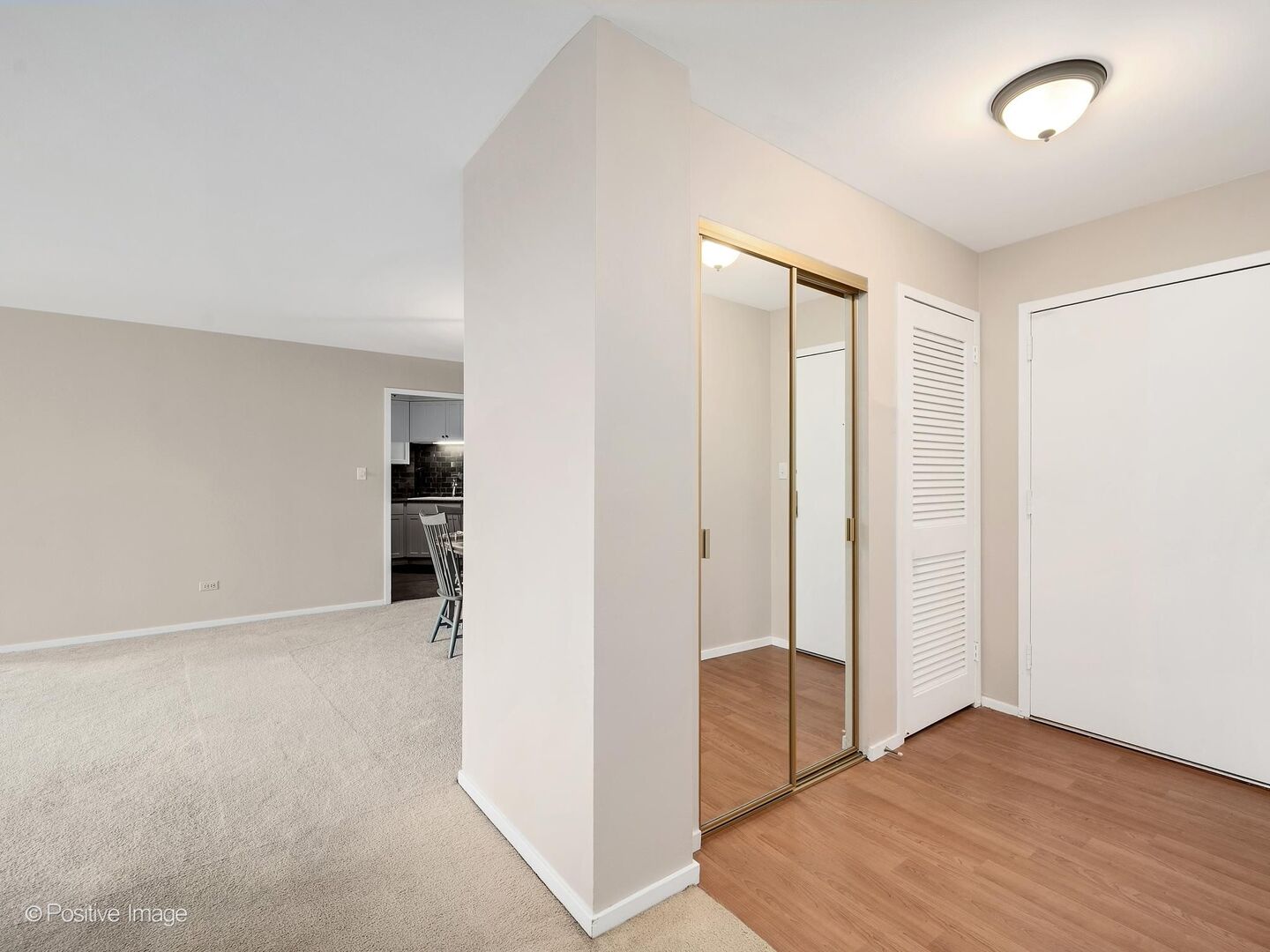 111 Acacia Drive 607