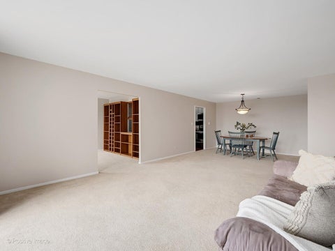 Tiny photo for 111 Acacia Drive #607, Indian Head Park, IL 60525 (MLS # 12708478)