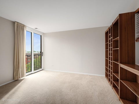 Tiny photo for 111 Acacia Drive #607, Indian Head Park, IL 60525 (MLS # 12708478)