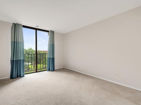 Tiny photo for 111 Acacia Drive #607, Indian Head Park, IL 60525 (MLS # 12708478)