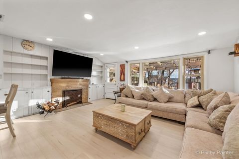 Tiny photo for 833 Forest Avenue, Elgin, IL 60120 (MLS # 12549142)