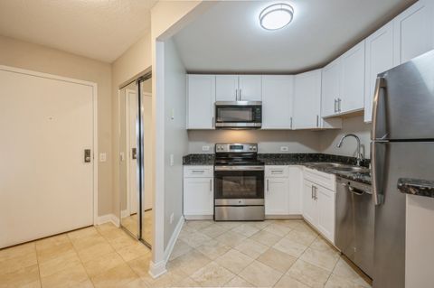 Tiny photo for 5320 N Sheridan Road #403, Chicago, IL 60640 (MLS # 12365683)