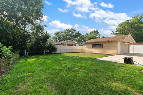 Tiny photo for 412 N Longwood Drive, Glenwood, IL 60425 (MLS # 12436939)