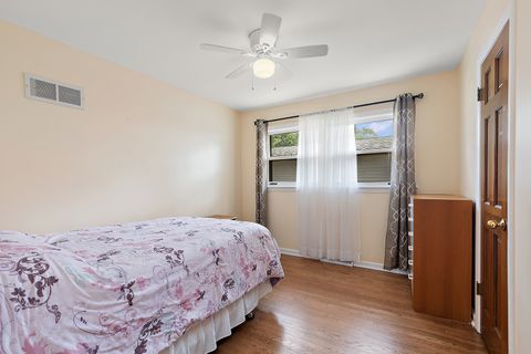 Tiny photo for 412 N Longwood Drive, Glenwood, IL 60425 (MLS # 12436939)