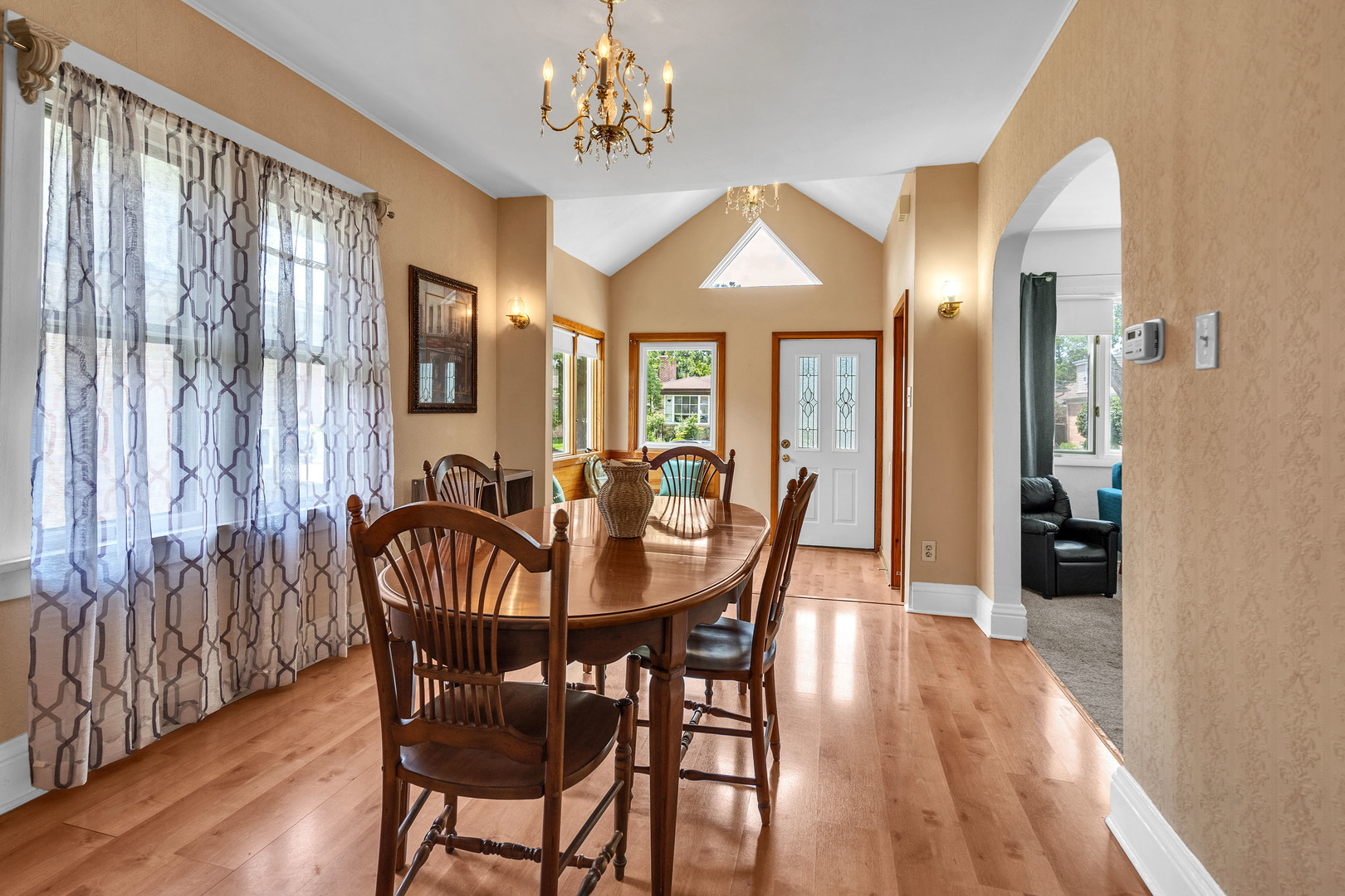 2225 N 76th Court