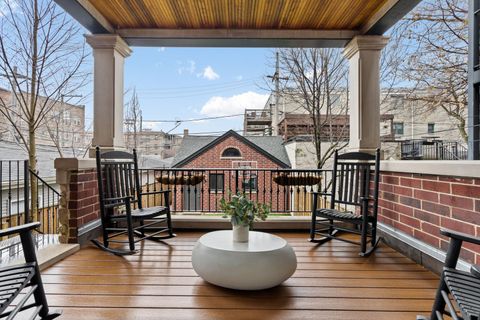 Tiny photo for 1410 W BYRON Street, Chicago, IL 60613 (MLS # 12586372)