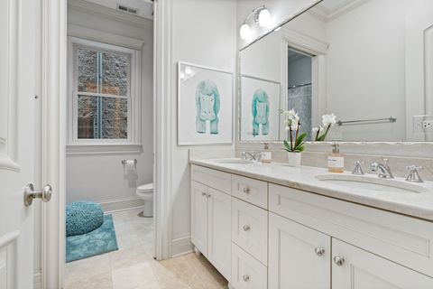 Tiny photo for 1410 W BYRON Street, Chicago, IL 60613 (MLS # 12586372)