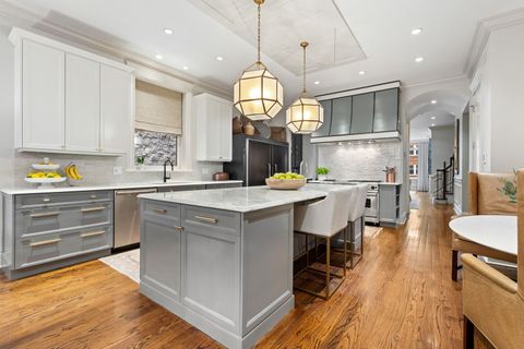 Tiny photo for 1410 W BYRON Street, Chicago, IL 60613 (MLS # 12586372)