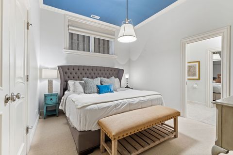 Tiny photo for 1410 W BYRON Street, Chicago, IL 60613 (MLS # 12586372)