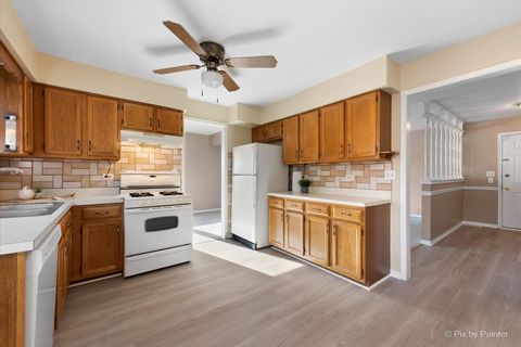 Tiny photo for 821 Bishop Street, West Chicago, IL 60185 (MLS # 12471798)
