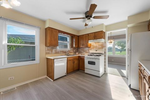 Tiny photo for 821 Bishop Street, West Chicago, IL 60185 (MLS # 12471798)