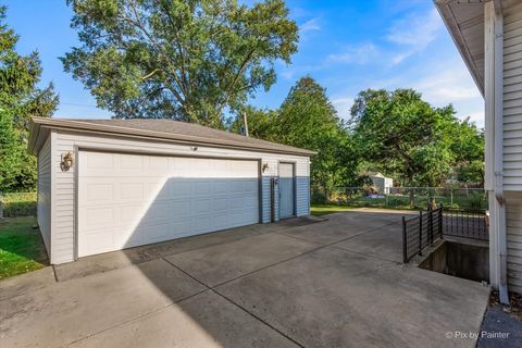 Tiny photo for 821 Bishop Street, West Chicago, IL 60185 (MLS # 12471798)
