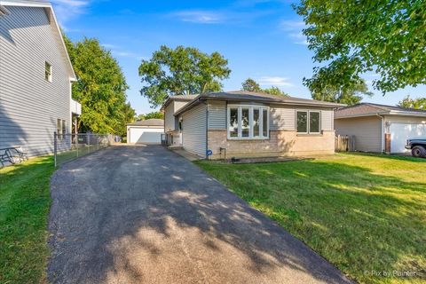 Tiny photo for 821 Bishop Street, West Chicago, IL 60185 (MLS # 12471798)