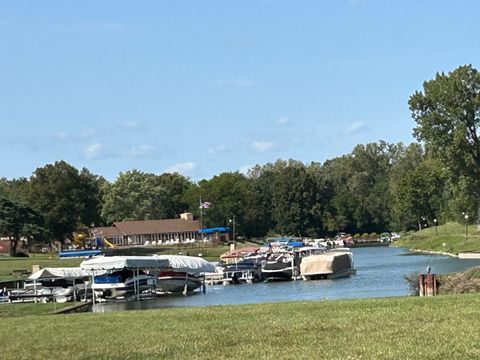 A home in Fox Lake