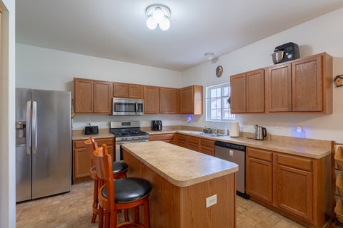 Tiny photo for 39843 Stoneywood Drive, Beach Park, IL 60083 (MLS # 12672378)
