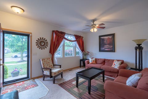 Tiny photo for 39843 Stoneywood Drive, Beach Park, IL 60083 (MLS # 12672378)