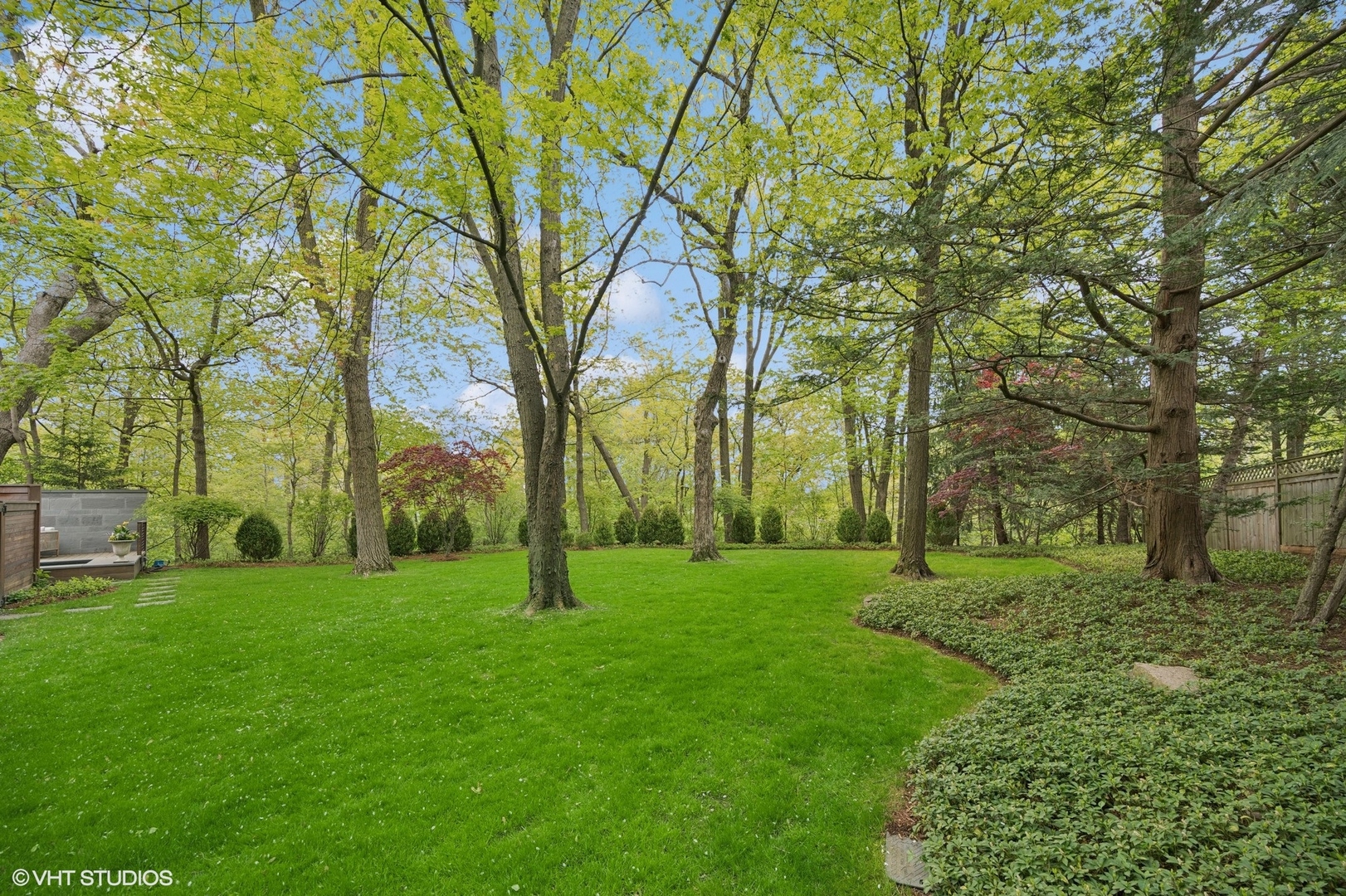 1098 Fisher Lane