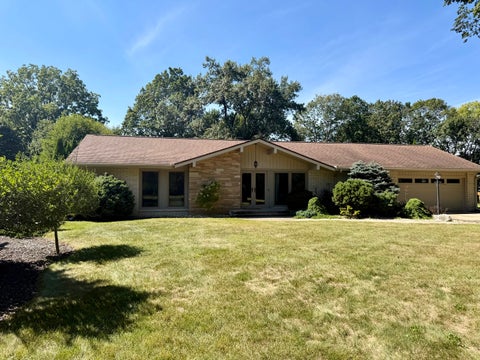 Photo of 2970 Reid Farm Road, Rockford, IL 61114 (MLS # 12752027)