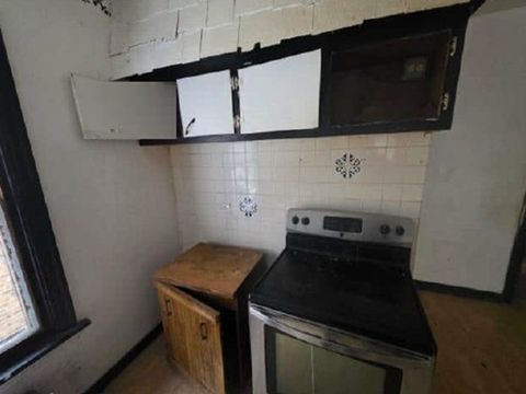 Tiny photo for 12218 Longwood Drive, Blue Island, IL 60406 (MLS # 12568290)