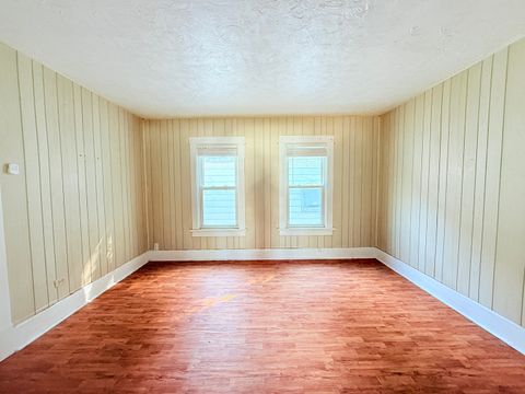 Tiny photo for 695 N Harrison Avenue, Kankakee, IL 60901 (MLS # 12473555)